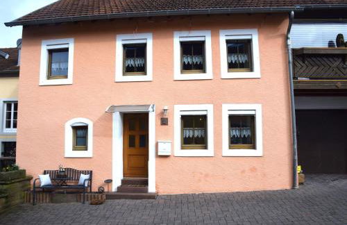 Holiday home in Wilsecker with private terrace - Foto 5