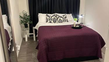 ˈpēsfəl - Photo 2