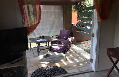 Mediteranean style Ohana Rental / Garden Bungalow in Pahoa - Photo 4