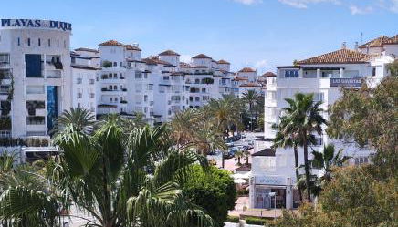 Bright & Cozy studio in the center of Puerto Banus, pool and terrace. - Foto 2