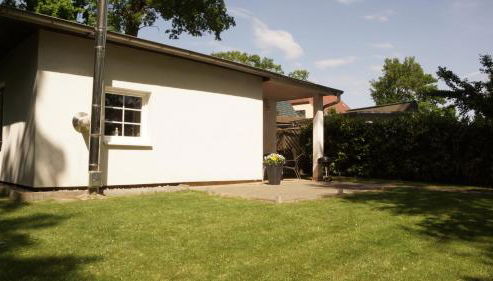 Ferienhaus Strandmuschel am Ostseestrand Zierow - Photo 4, Garden, Garden view