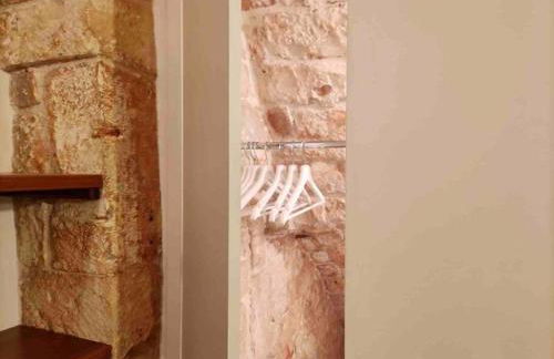 Longo Stone House - Foto 12