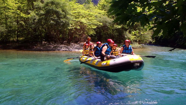 Rafting por el río Voïdomátis