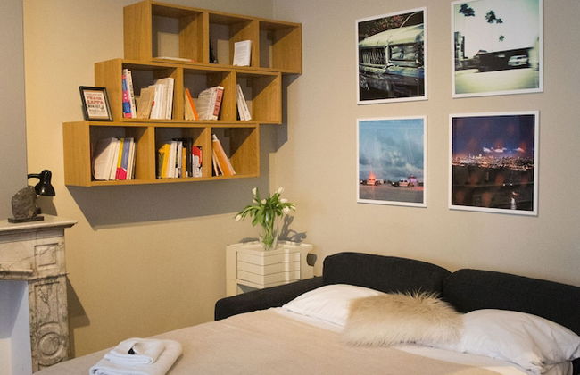 Charming Triplex Near Avenue Louise - Photo 19