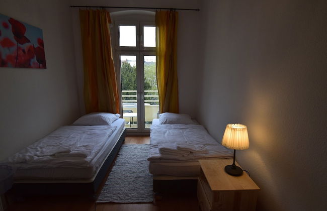 Big 2 Room City Apartment - Photo 2