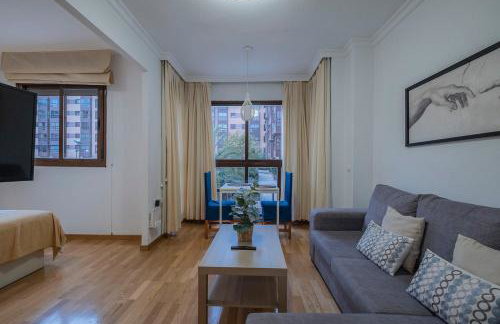 Apartamento Wanda Ifema con Parking y Gym - Foto 7
