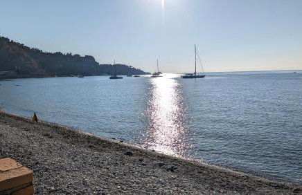 Appartamento fronte mare Taormina - relax e posizione top - Photo 4