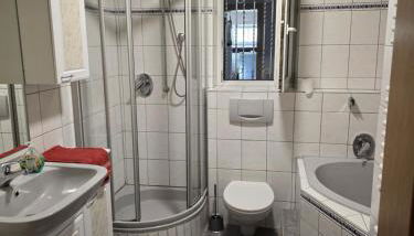 Bright 3-Bedroom Apartment - Foto 4