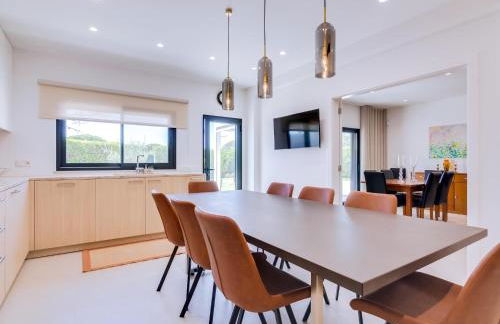 Casa Barakat with Pool and BBQ in Vale do Lobo - Foto 17