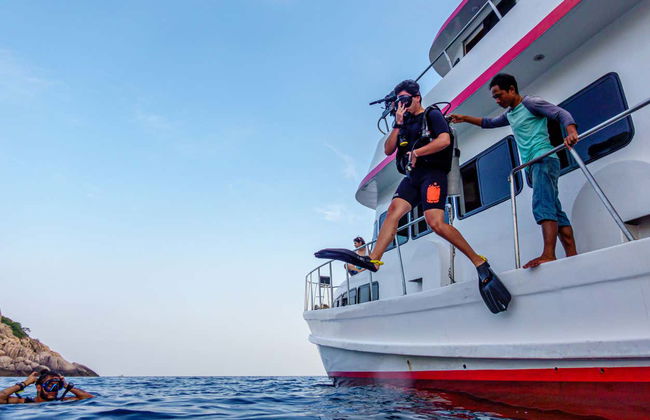 Sail Rock Scuba Diving Experience - Foto 2