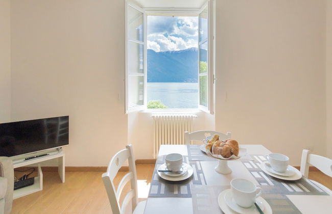 Tina's Window on Lake Como by Rent all Como - Foto 15