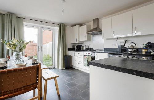 Aylesbury 4BR House-Garden & Parking Sleeps 10 - Foto 20