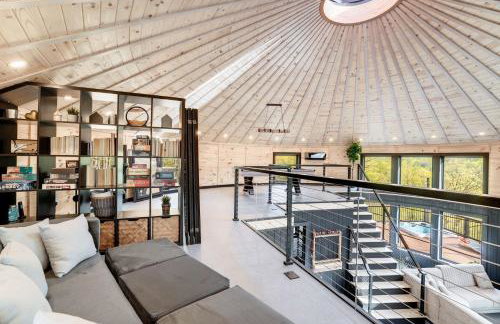 Skyline Yurt: Hot Tub~Wood Stove~WiFi~EVcharger - Foto 14