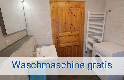 Böltser Hus Ferienwohnungen mit Strandkorb und Kamin 10 Gehminuten zum kurtaxefreien Sandstrand - Foto 13