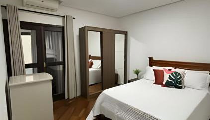 Perto da Praia com ar e estacionamento - Foto 3