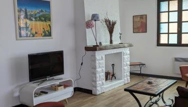 Au chalet d'Illiers Combray, grand jardin arboré - Photo 3