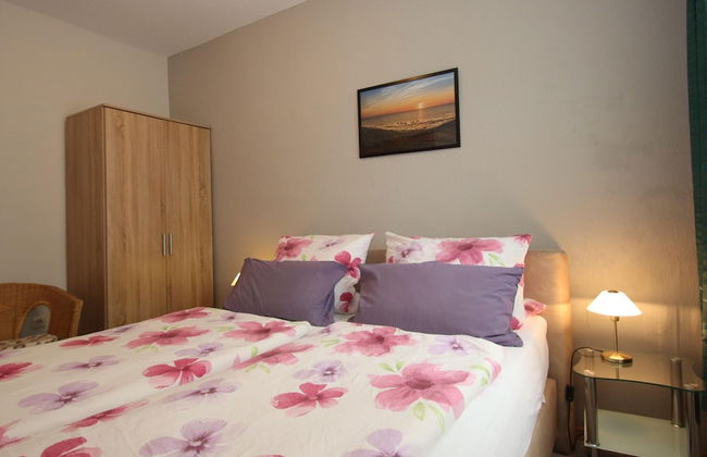 Apartment in Strackholt - Photo 4