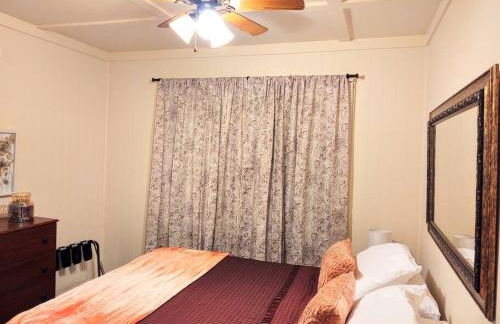 #05 - Lakefront Two Bedroom Cottage- Pet Friendly - Foto 15