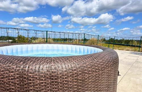 Design Penthouse - 4SZ - 2Bäder - Whirlpool - 2 Parkplätze - Dachterrasse - Foto 3