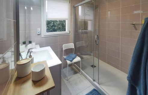 Cozy Home In La Chapelle-Vendômoise - Foto 24