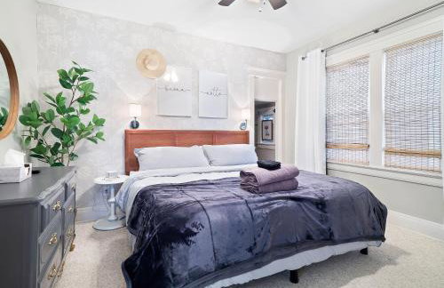 Stylish Lakeside Living - walk to the beach - Foto 2