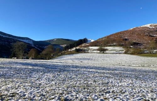 Tyn-Y-Berth Sleeps 27 luxury group accommodation - Photo 11