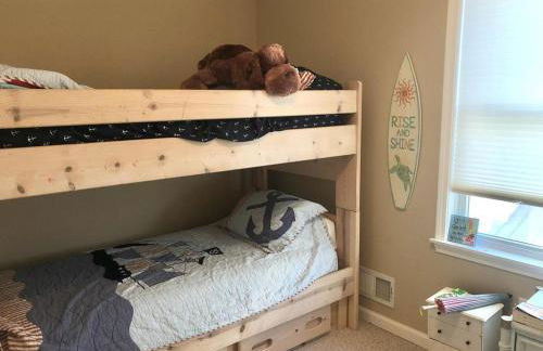 Single Family Ocean Block Wifi Beach Badges Washer And Dryer Private Yardspray Beach Ocean Block Contemporary 2Nd Off The Beach Close To - Foto 6