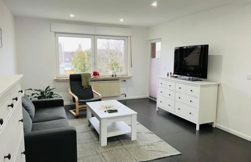 Elegante Apartment in Erftstadt mit Balkon, Zentral, Bahnhof nah, Phantasialand Brühl bei Cologne - Foto 11