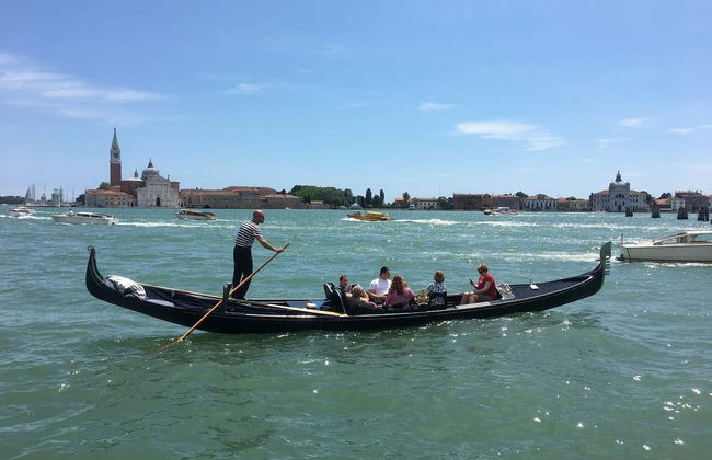 Venice Gondola Ride & Audio Guide - Photo 4