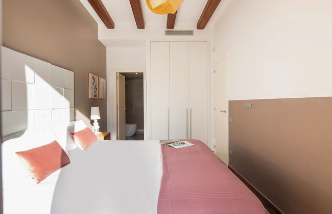 Aspasios Market Balconies - Photo 8