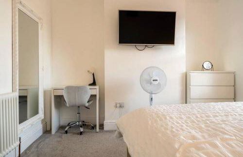 No6 - Beverley - Elegant Townhouse - Central location - Photo 23