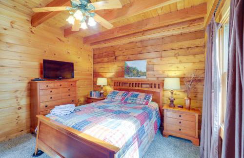 8 Mi to Appalachian Ski! Mtn-View Gem on 22 Acres - Foto 18