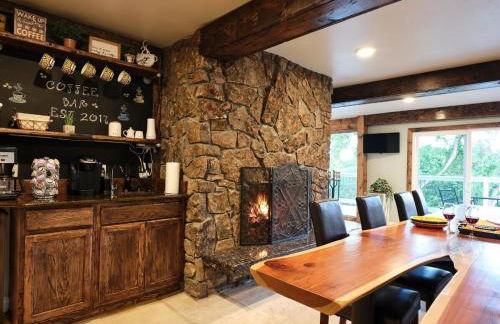 Amazing Views, Amazing Modern Broadmoor Home - Foto 6