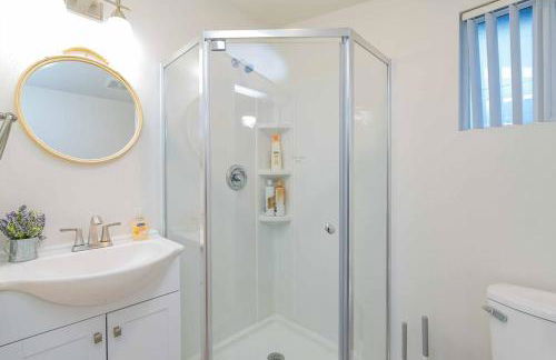 Elegant Country Retreat With Serene Patio Haven - Foto 56