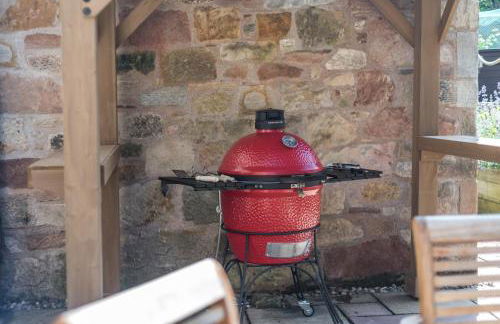 The Old Millhouse - Luxury Retreat with Sauna, Cold Plunge, Yoga & Swim SPA - Photo 24