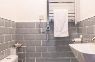 Judah Suites - Stylish 1BR Apartments with Parking & WIFI - Foto 24