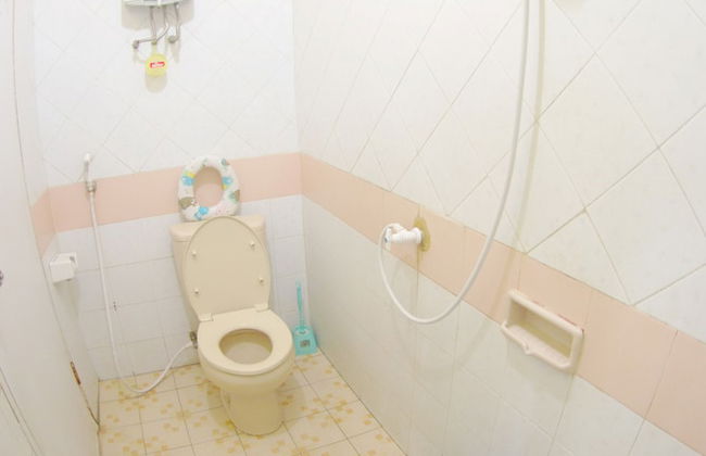 Villa ChavaMinerva Istana Bunga-Lembang - Photo 12