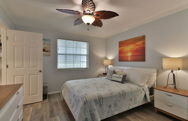 Tradewinds Beach Resort - Foto 13