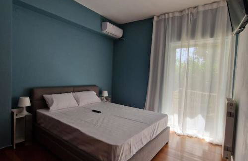 Portside Eretria - Photo 18