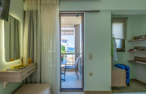 Marthina Luxury Living - Photo 16