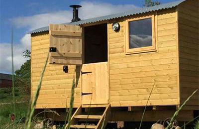 The Shepherd's Hut with cozy logburner - Foto 1