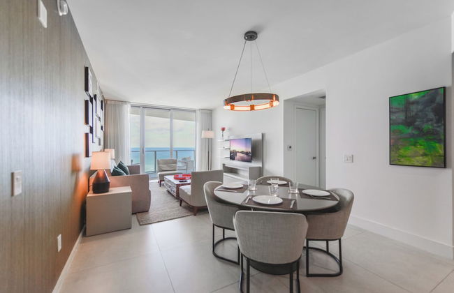 Luxury Beachfront Condo - Foto 58