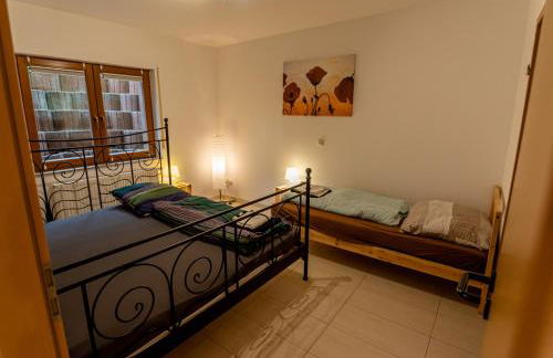 105 m2 Arbeiterwohnung mit 2 extra Schlafzimmern für 7 Personen - Foto 1