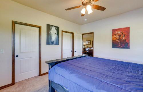 Neosho Home on 90 Acres with Private Pool and Fire Pit - Foto 15