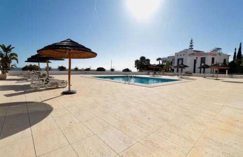 Olhos De Água 1BR with Pool, AC and Free Parking - Foto 20