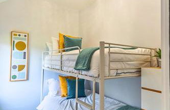 Redwood Escape Stylish New Forest Stay Sleeps 4 Near Paultons Park - Foto 5