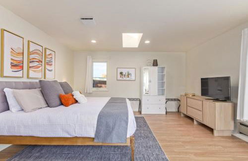 NEW! 1958 Chic Mid-Mod House - Foto 18