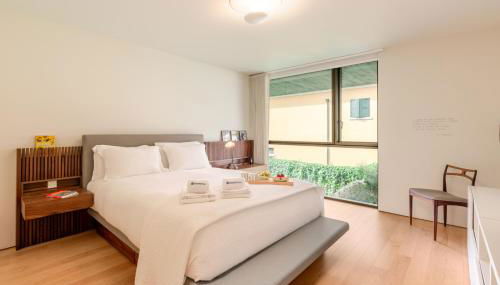 Grand Villa w/ Pool, Garden & Garage by HostWise - Foto 4, towels