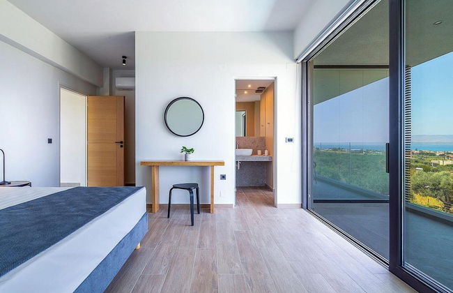 Sea View 4 Bedroom Villa With a Heated Pool - Foto 13