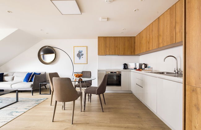 Staines City Centre by Charles Hope - Photo 7